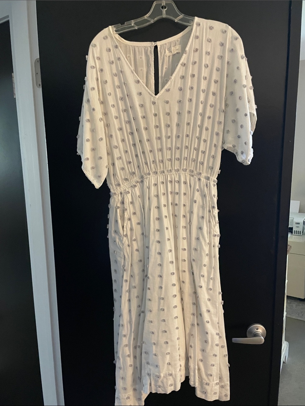 Lou & Grey Cream V-Neck Midi Dress with Dot Texture